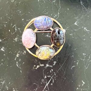 Gold brooch pin